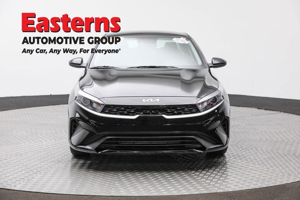 Used 2024 Kia Forte LXS image 2