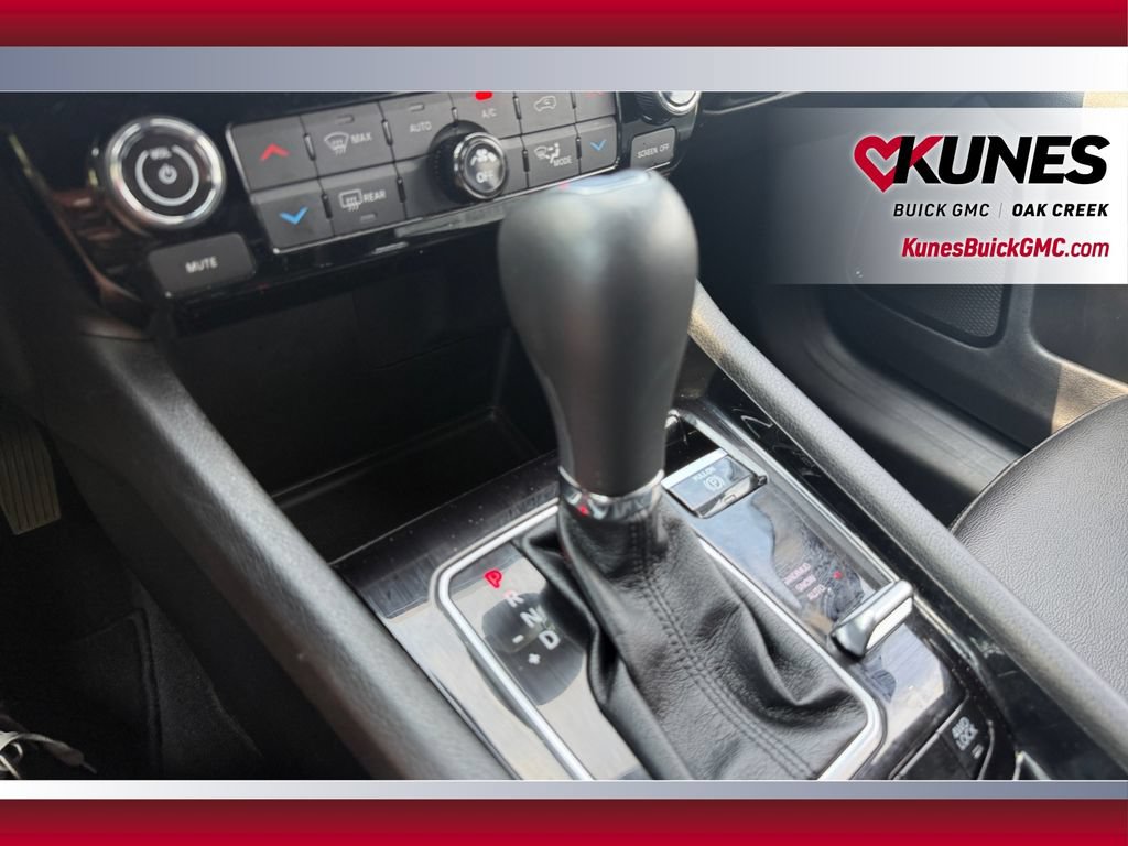 Used 2025 Jeep Compass Limited AWD/4WD image 29