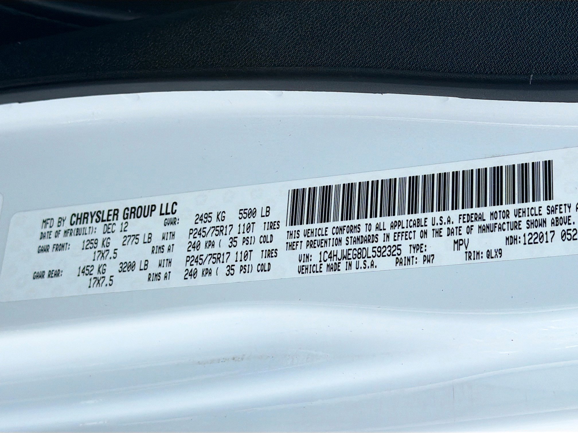 Used 2013 Jeep Wrangler Unlimited Sahara image 31