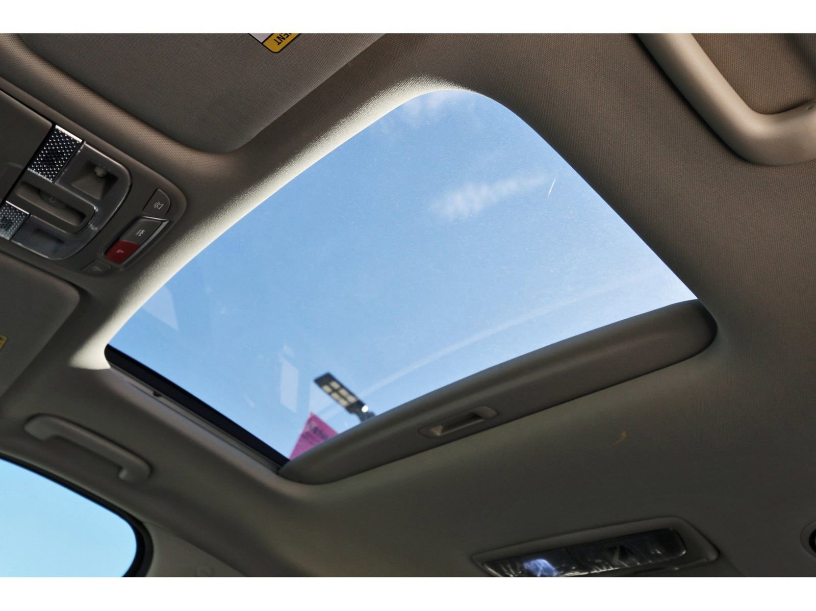 Used 2024 Kia Telluride S w/ S Sunroof Package image 32