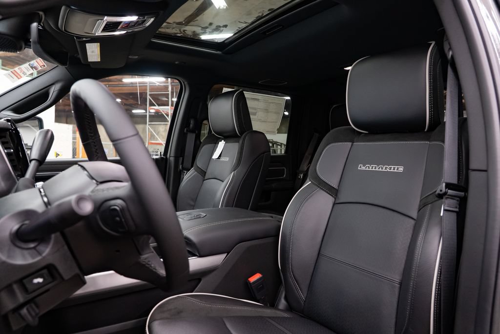 New 2026 RAM 2500 Laramie AWD/4WD image 25