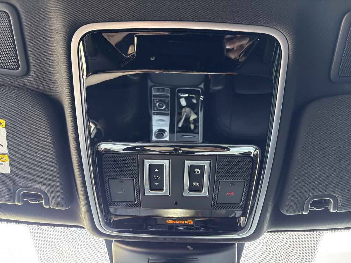 Used 2022 Land Rover Range Rover Westminster Edition AWD/4WD image 29