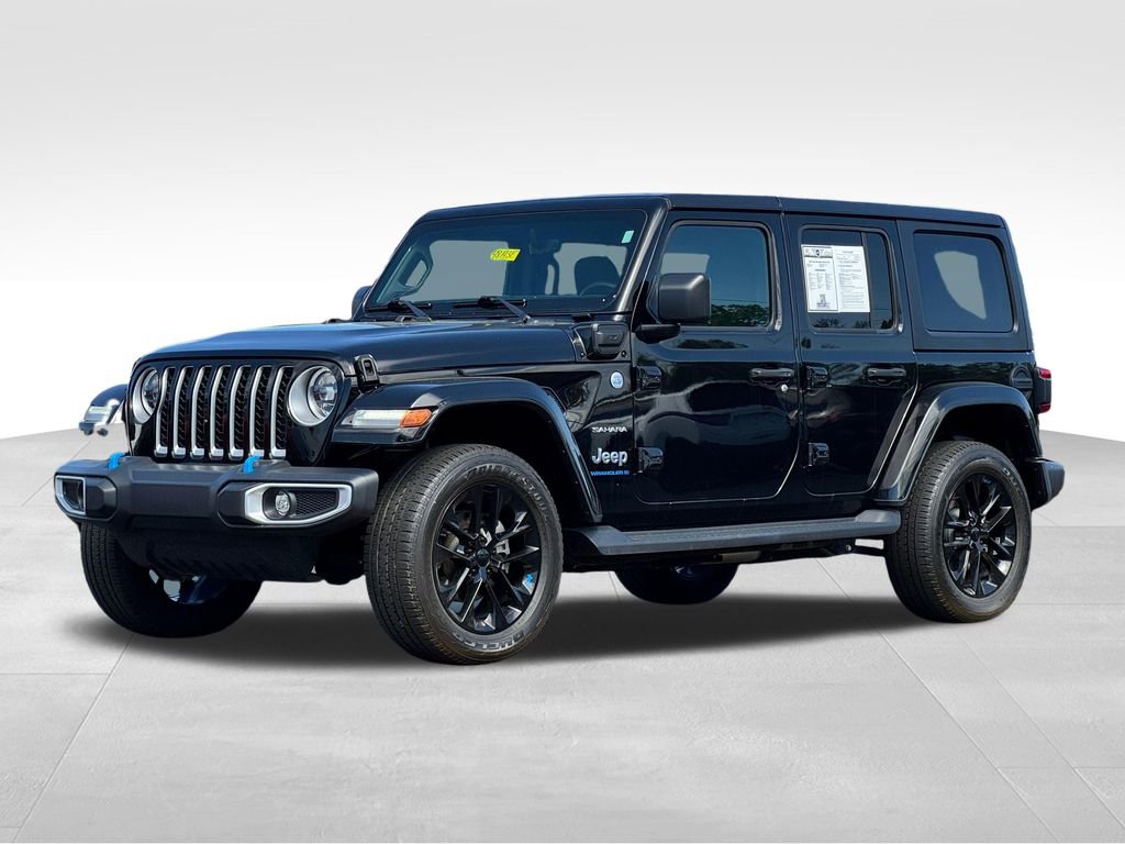 Used 2023 Jeep Wrangler Unlimited Sahara w/ Cold Weather Group AWD/4WD image 3