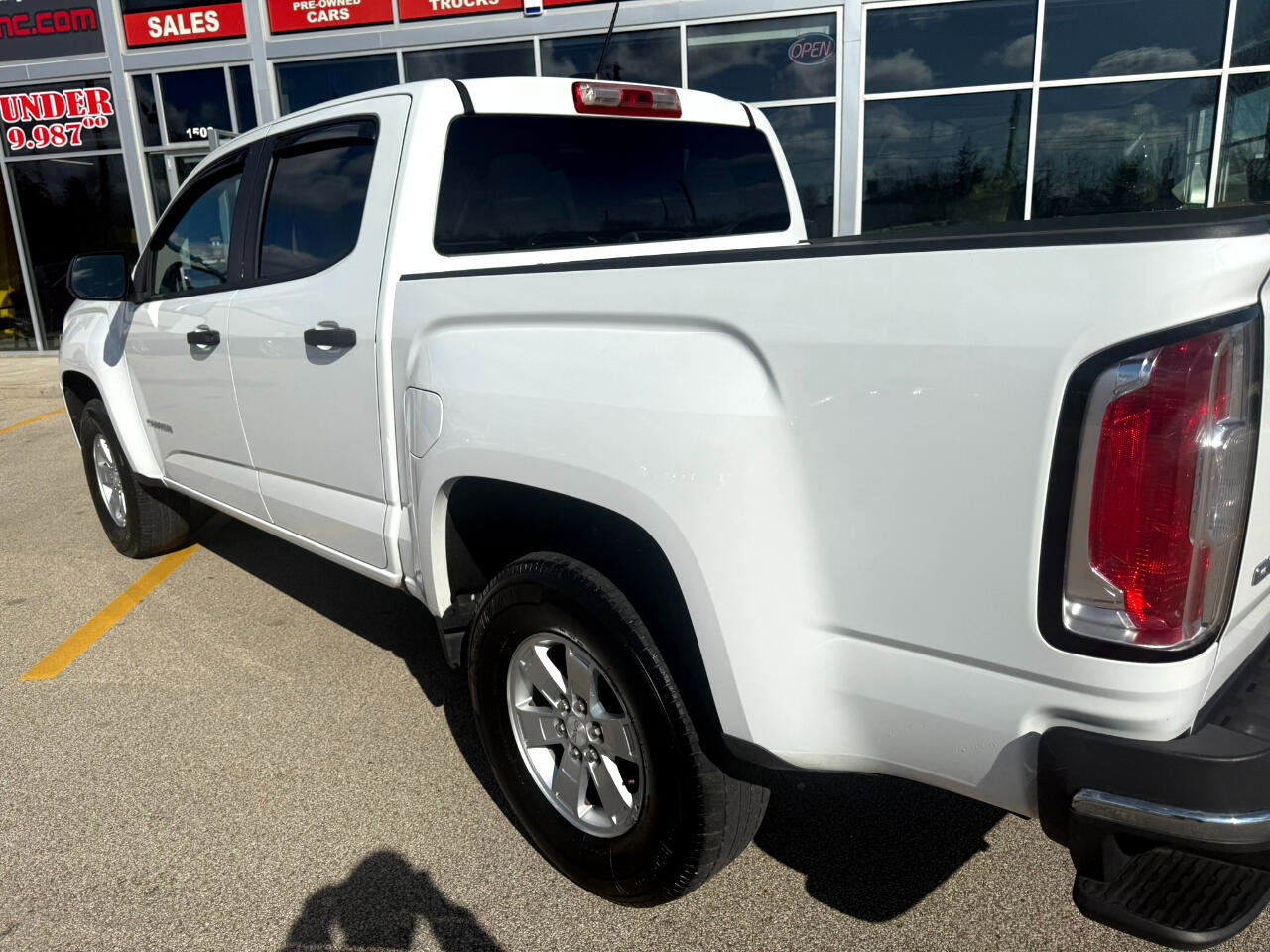 Used 2016 GMC Canyon 2WD Crew Cab w/ Convenience Package image 7