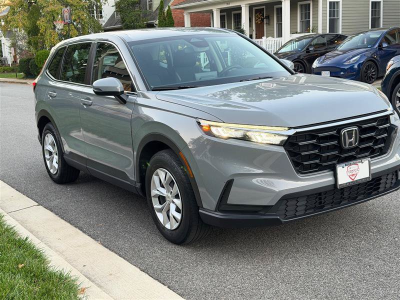 Used 2024 Honda CR-V LX image 5