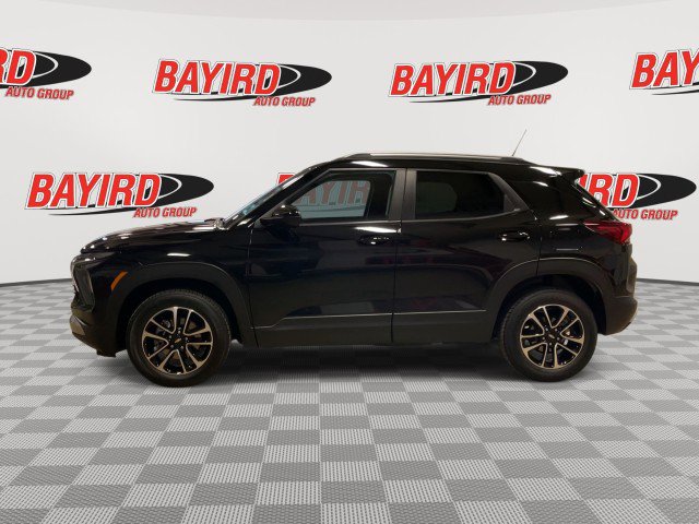 Used 2025 Chevrolet TrailBlazer LT AWD/4WD image 6