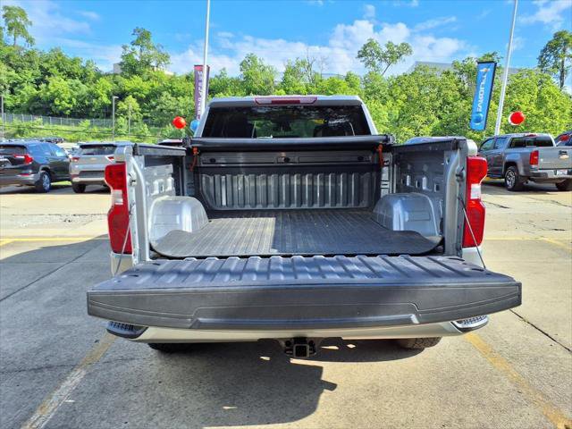 Used 2023 Chevrolet Silverado 1500 Custom w/ LPO, Dark Essentials Package AWD/4WD image 20