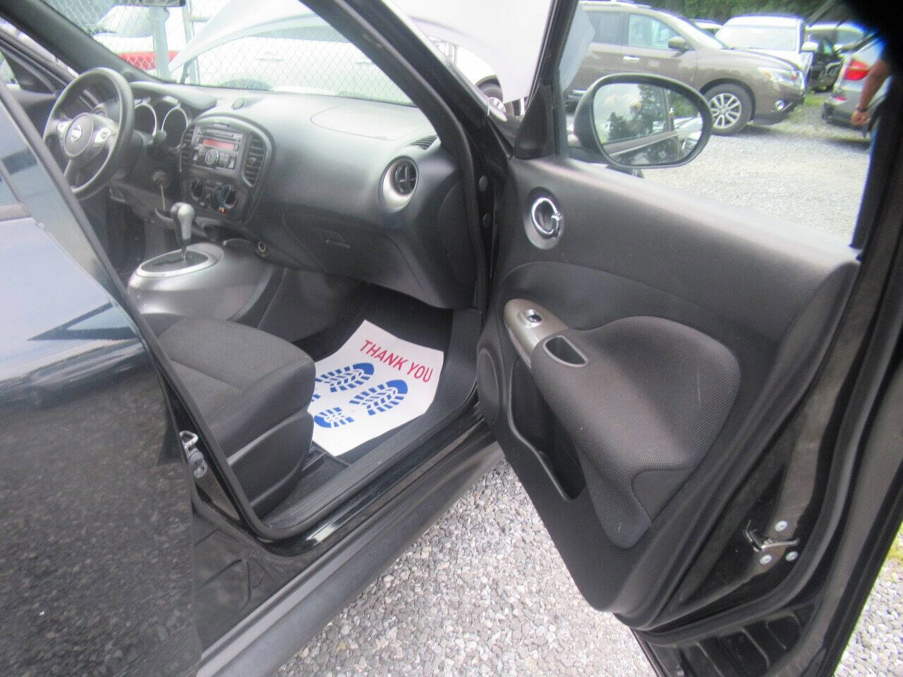 Used 2014 Nissan Juke S image 21