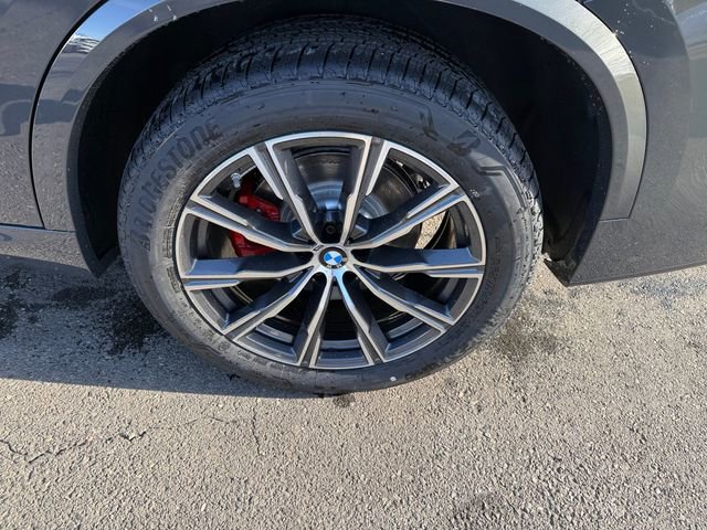 New 2026 BMW X5 xDrive40i w/ M Sport Package AWD/4WD image 18