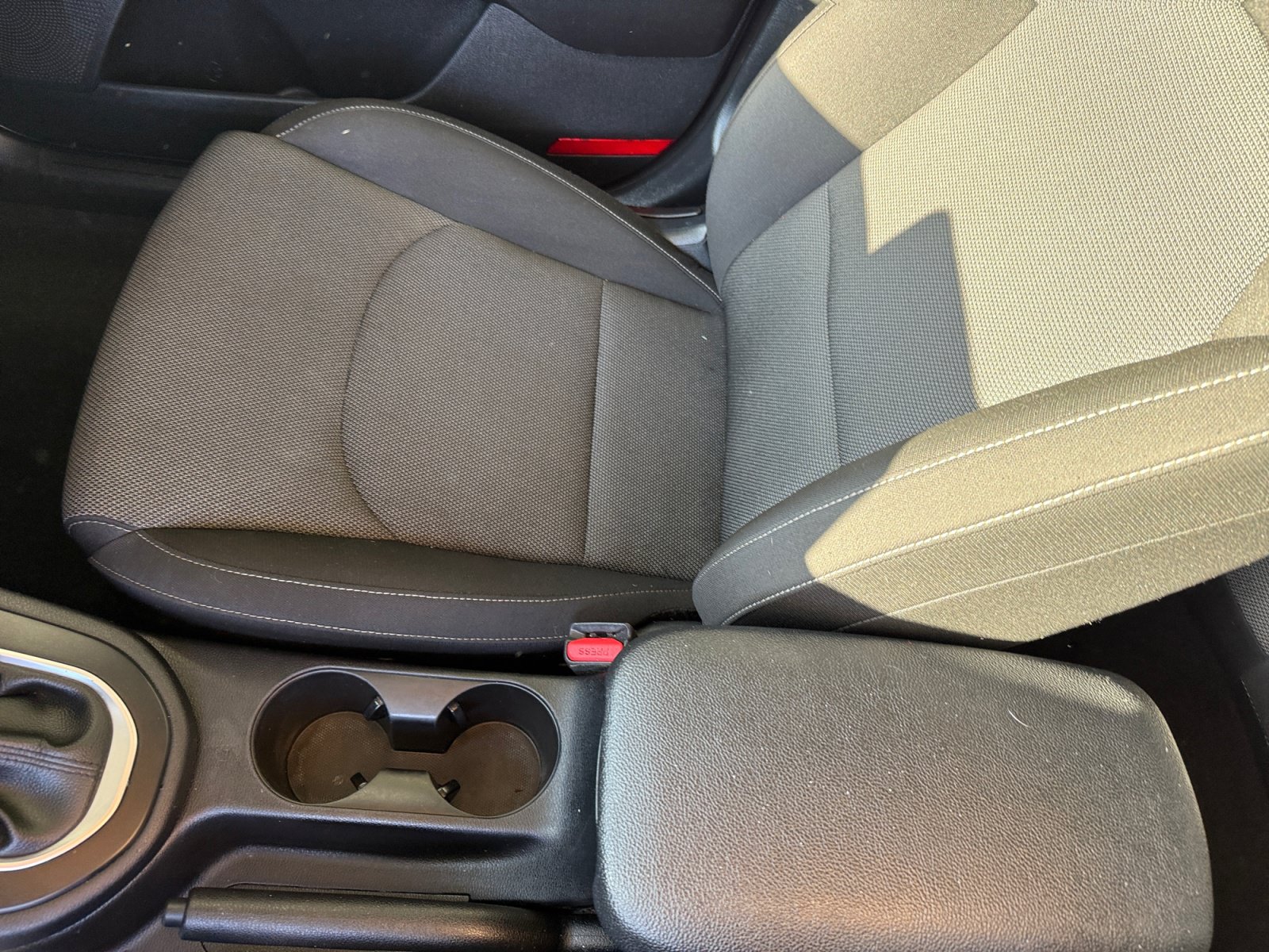 Used 2024 Kia Forte LXS w/ LXS Technology Package FWD image 14
