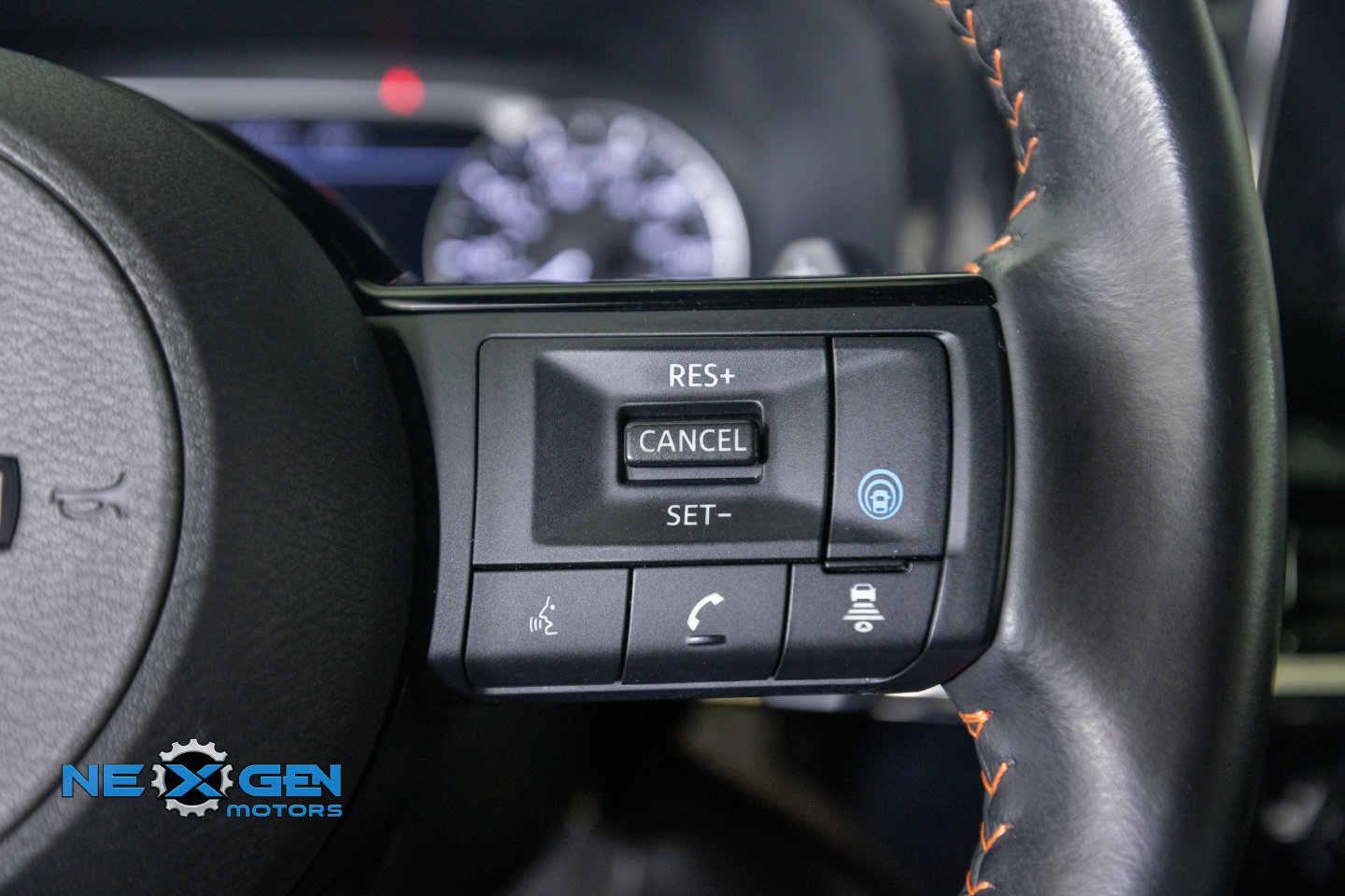Used 2023 Nissan Pathfinder Rock Creek AWD/4WD image 18
