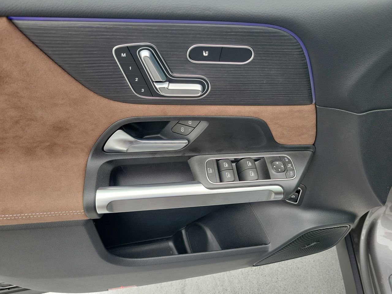 New 2026 Mercedes-Benz GLB 35 AMG 4MATIC image 19