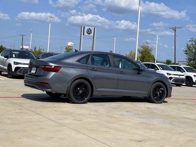 New 2026 Volkswagen Jetta SE FWD image 8