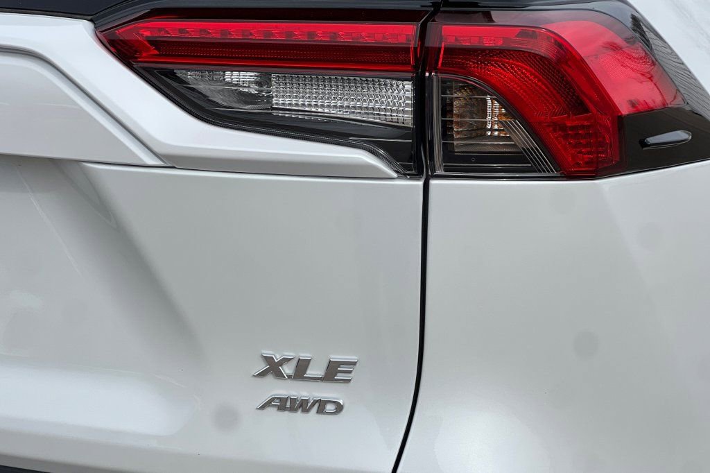Used 2025 Toyota RAV4 XLE Premium w/ Weather Package image 23