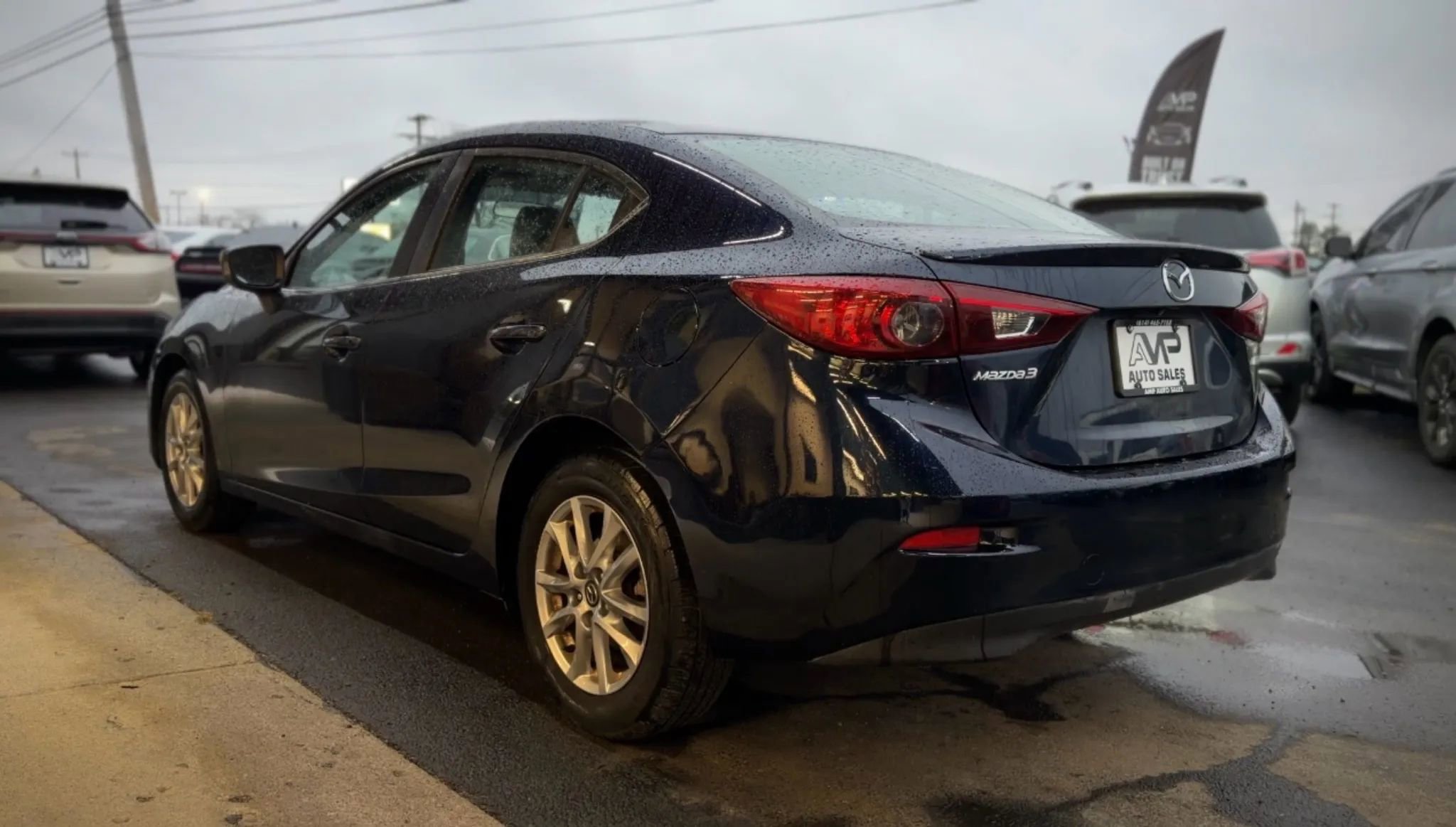 Used 2015 MAZDA MAZDA3 i Touring image 5