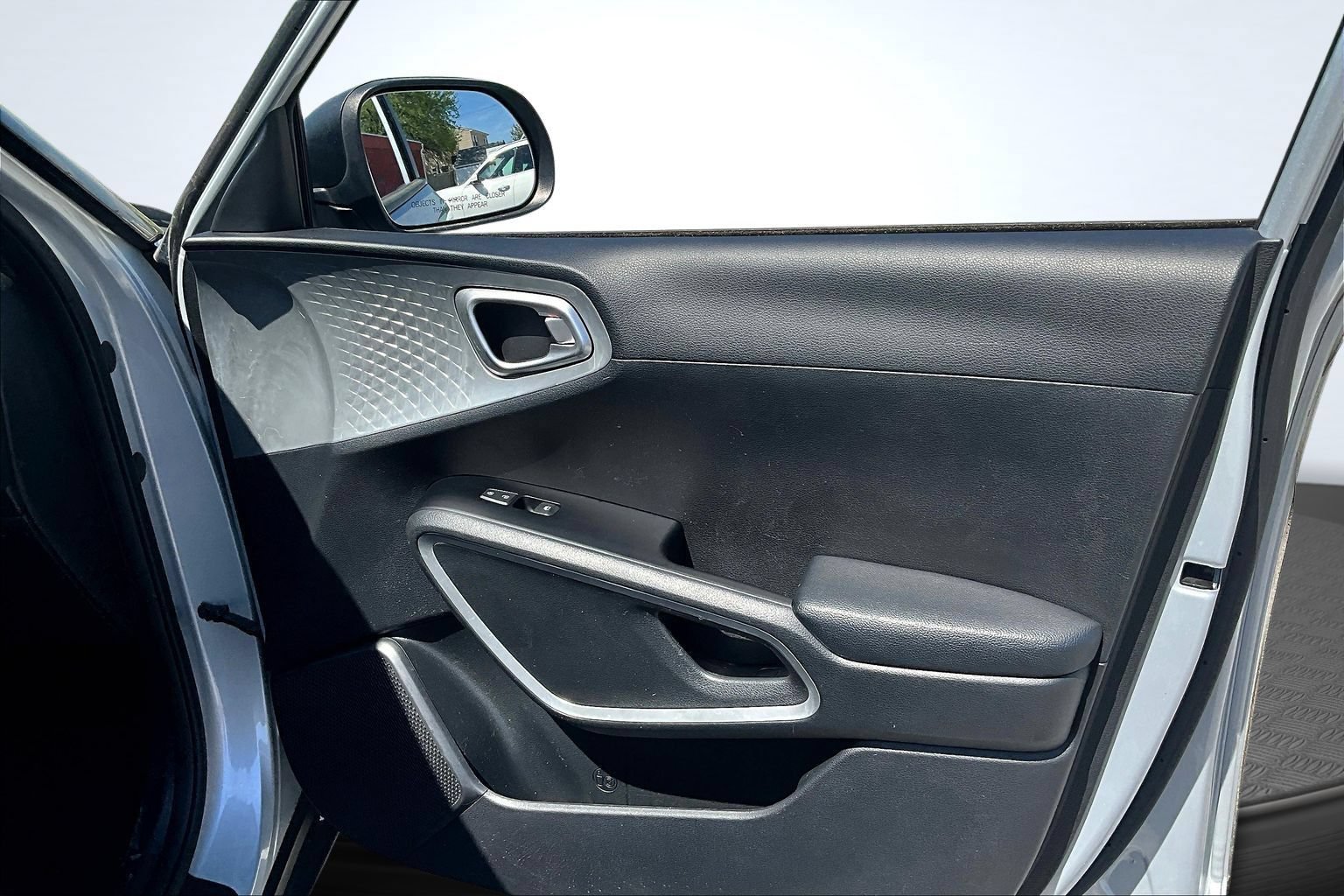 Used 2021 Kia Soul LX FWD image 26