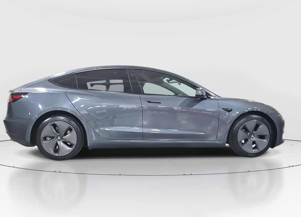Used 2023 Tesla Model 3 Standard Range image 4