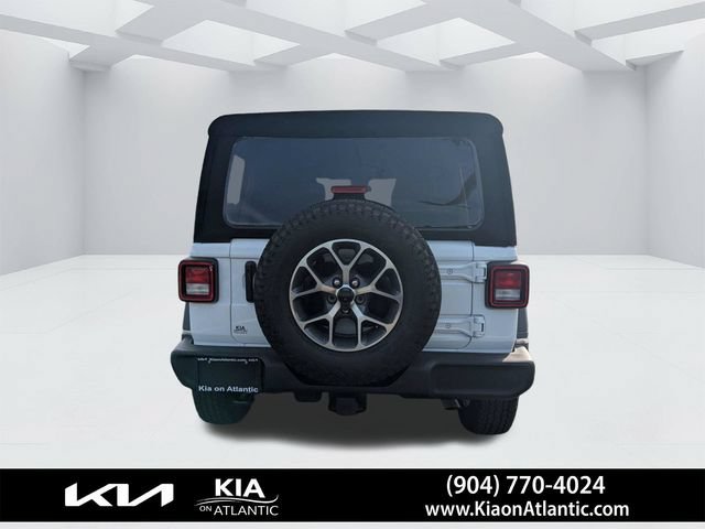Used 2024 Jeep Wrangler Unlimited Sport AWD/4WD image 4