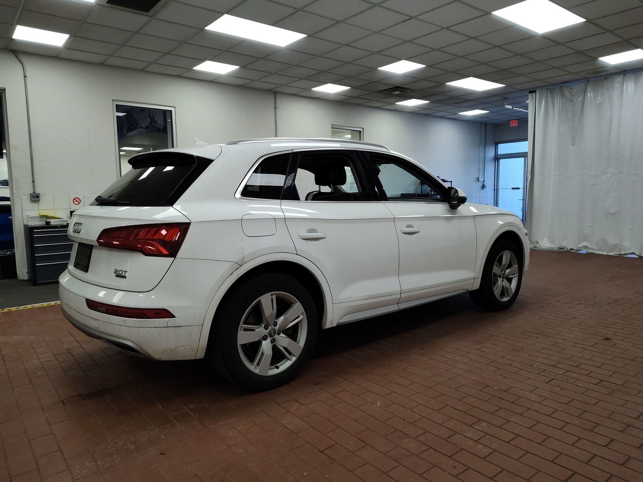 Used 2018 Audi Q5 2.0T Premium Plus w/ Premium Plus Package image 8