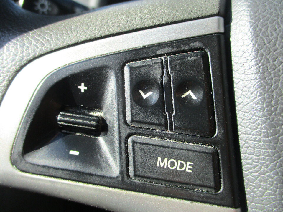 Used 2012 Hyundai Accent GLS w/ Premium Pkg 3 FWD image 31