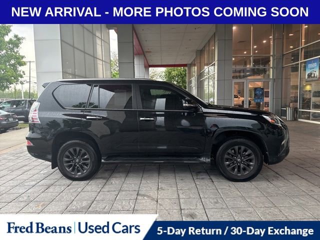 Used 2020 Lexus GX 460 Premium w/ Premium Package AWD/4WD image 2