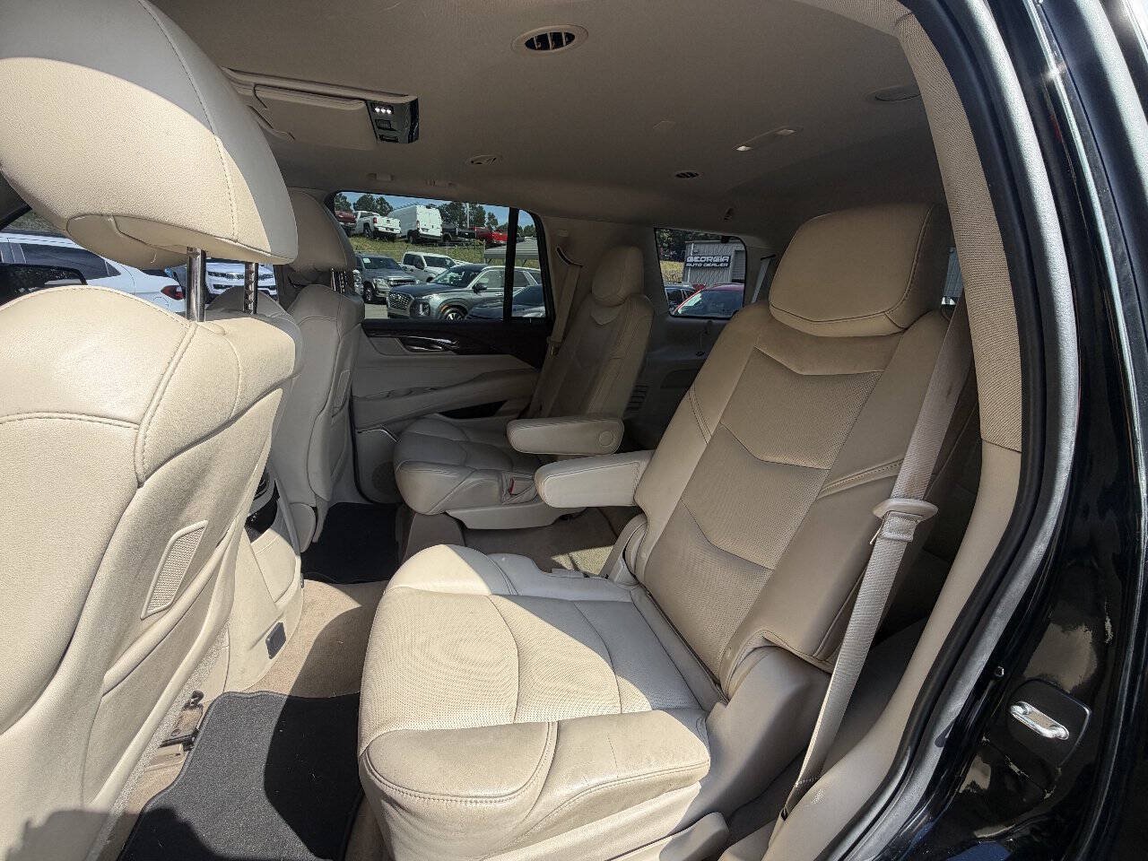 Used 2015 Cadillac Escalade Premium AWD/4WD image 21