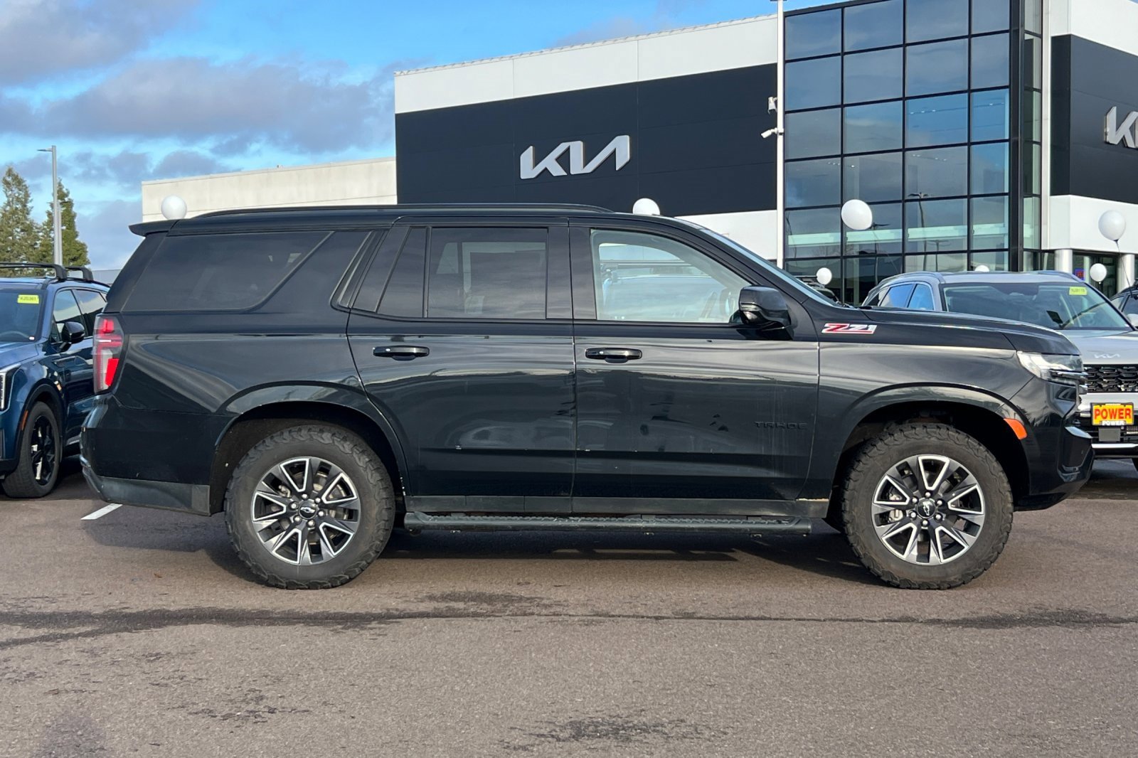 Used 2021 Chevrolet Tahoe Z71 image 3