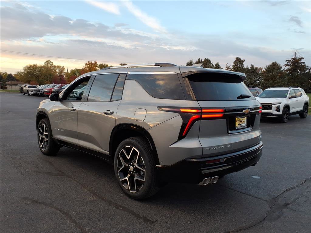 New 2026 Chevrolet Traverse High Country image 3