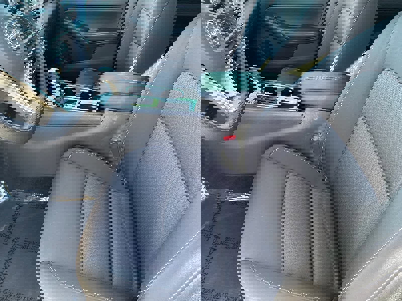 Used 2024 Nissan Altima 2.5 SV image 19