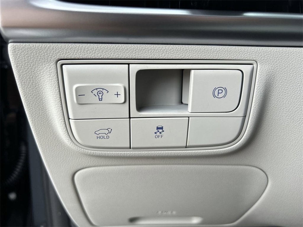 New 2025 Hyundai Tucson Limited image 27