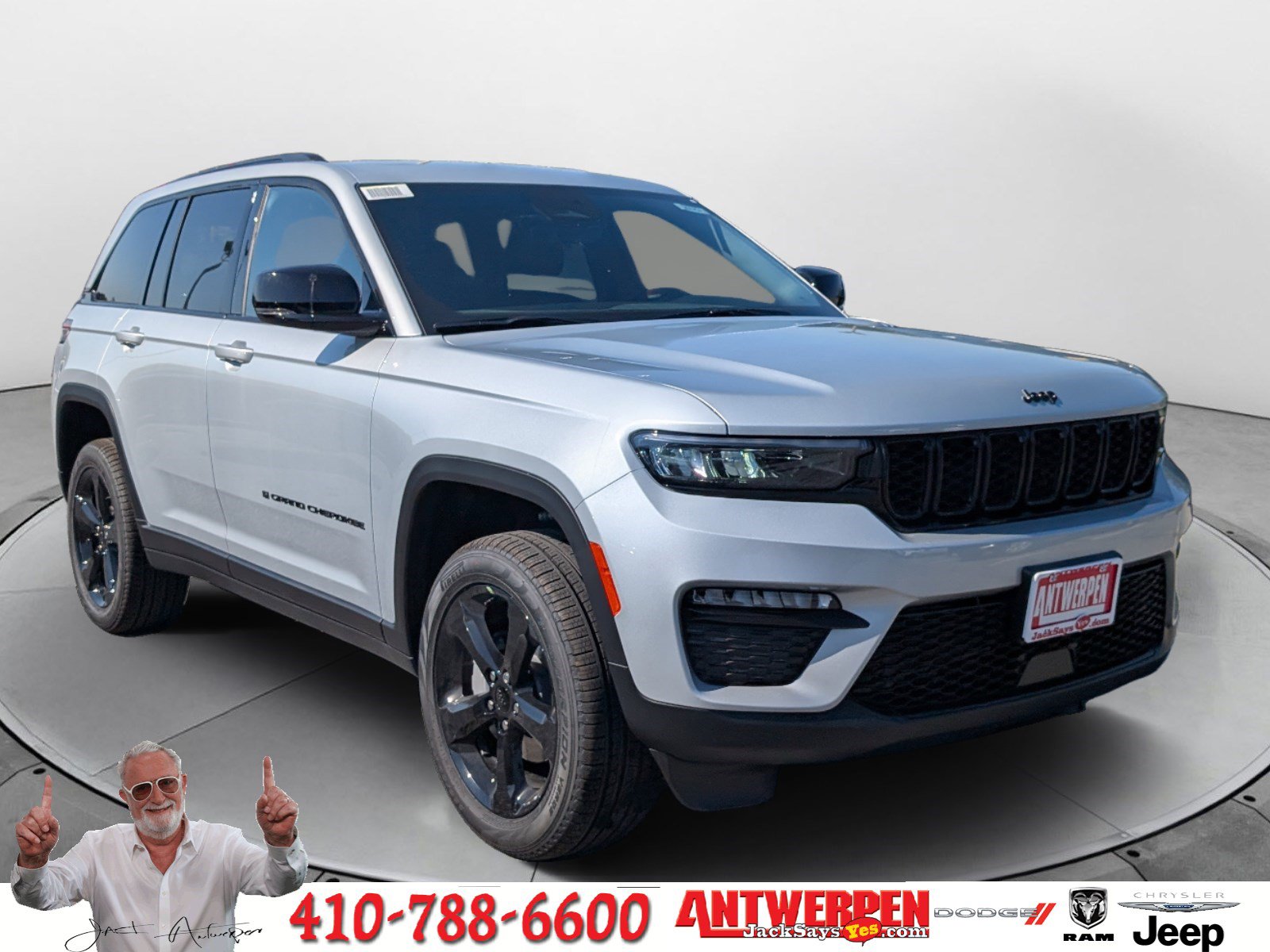 New 2025 Jeep Grand Cherokee Limited w/ Black Appearance Package