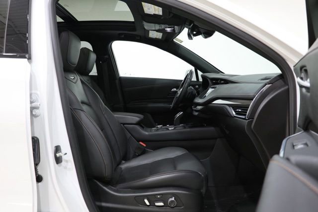 Used 2020 Cadillac XT4 Sport AWD/4WD image 38
