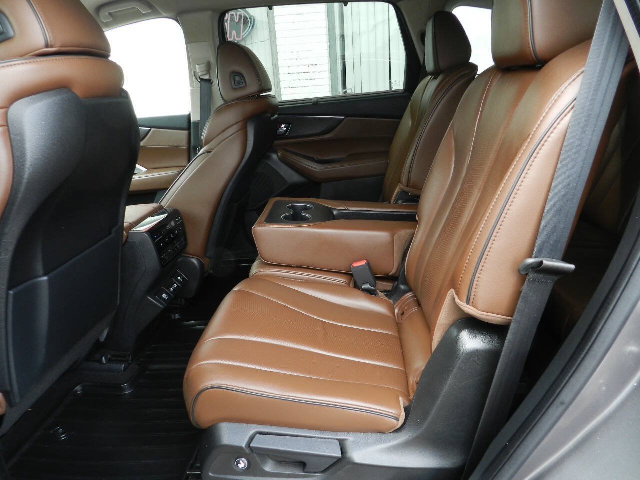 Used 2022 Acura MDX w/ Advance Package AWD/4WD image 10