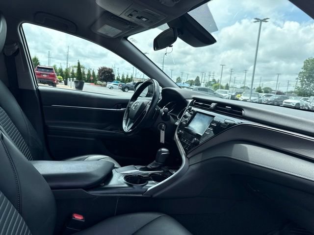 Used 2019 Toyota Camry SE FWD image 22