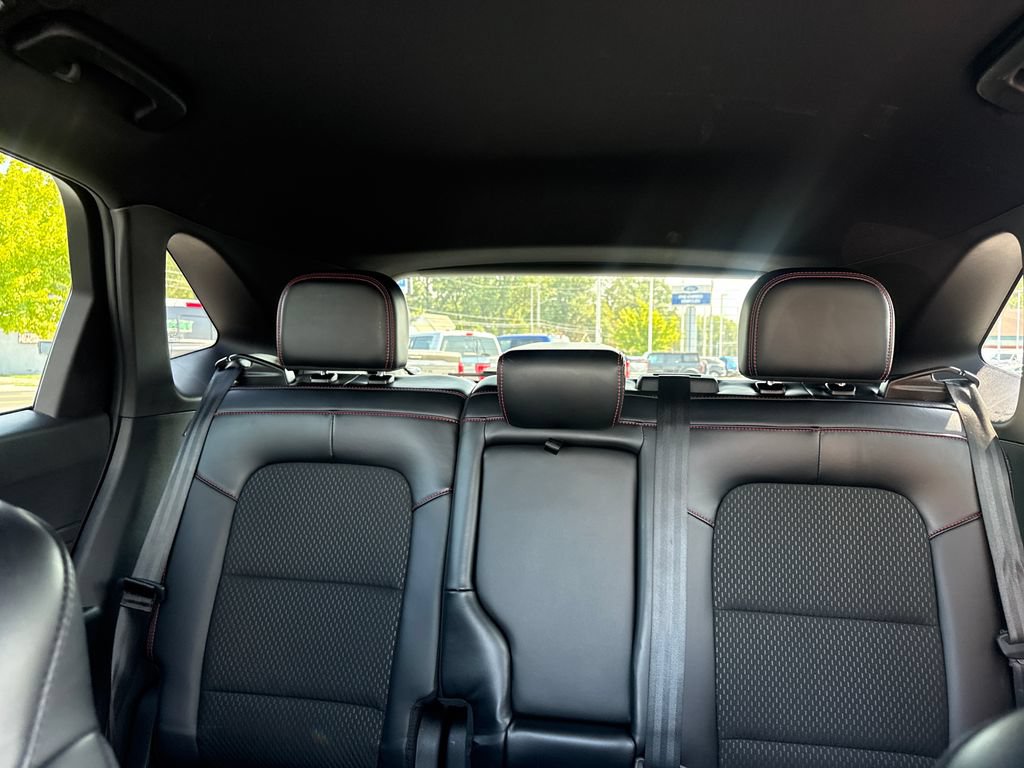 Used 2025 Ford Escape ST-Line FWD image 35