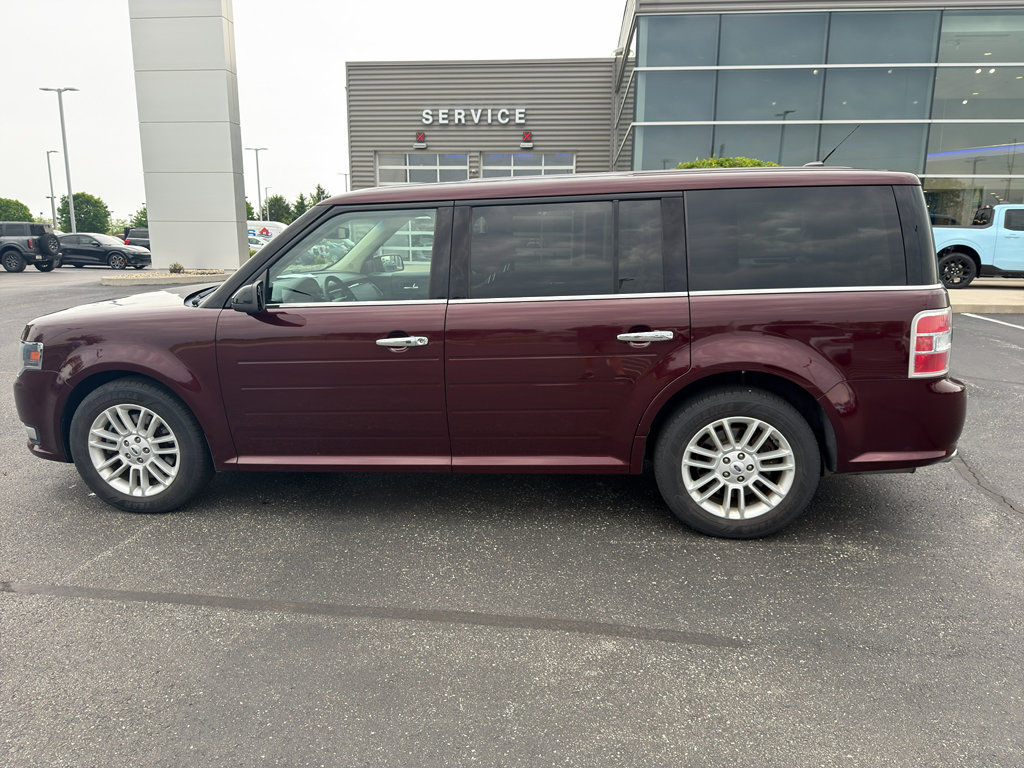 Used 2017 Ford Flex SEL w/ Equipment Group 202A AWD/4WD image 9