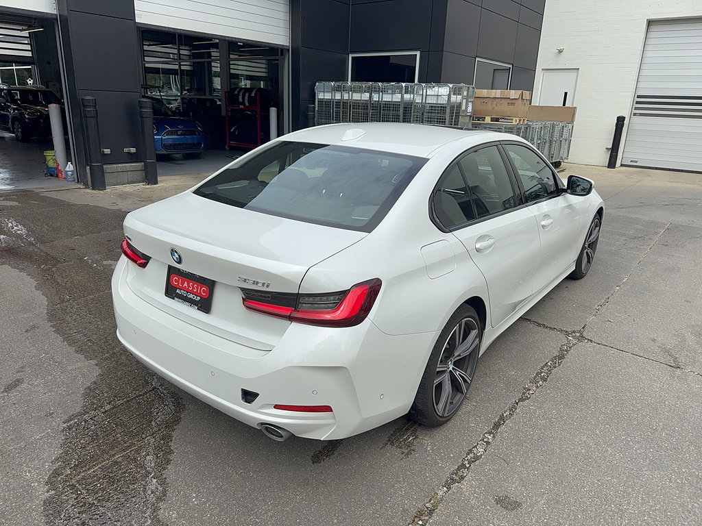 Used 2023 BMW 330i xDrive Sedan w/ Premium Package AWD/4WD image 3