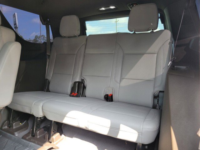 Used 2024 Chevrolet Tahoe Z71 w/ Luxury Package AWD/4WD image 33