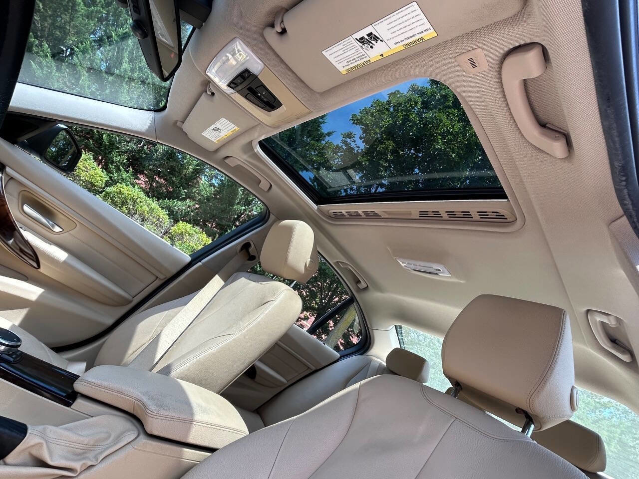 Used 2016 BMW 320i xDrive Sedan image 24