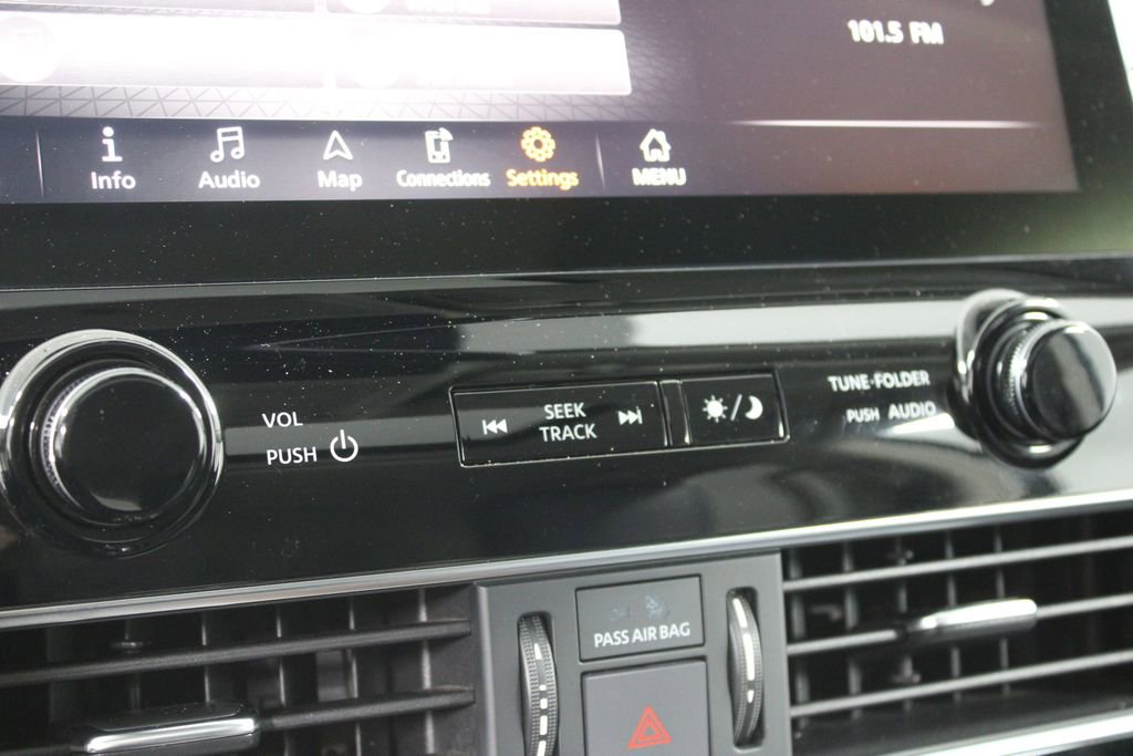 Used 2024 Nissan Armada SL image 53