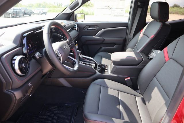 New 2025 Chevrolet Colorado Z71 w/ Technology Package AWD/4WD image 10