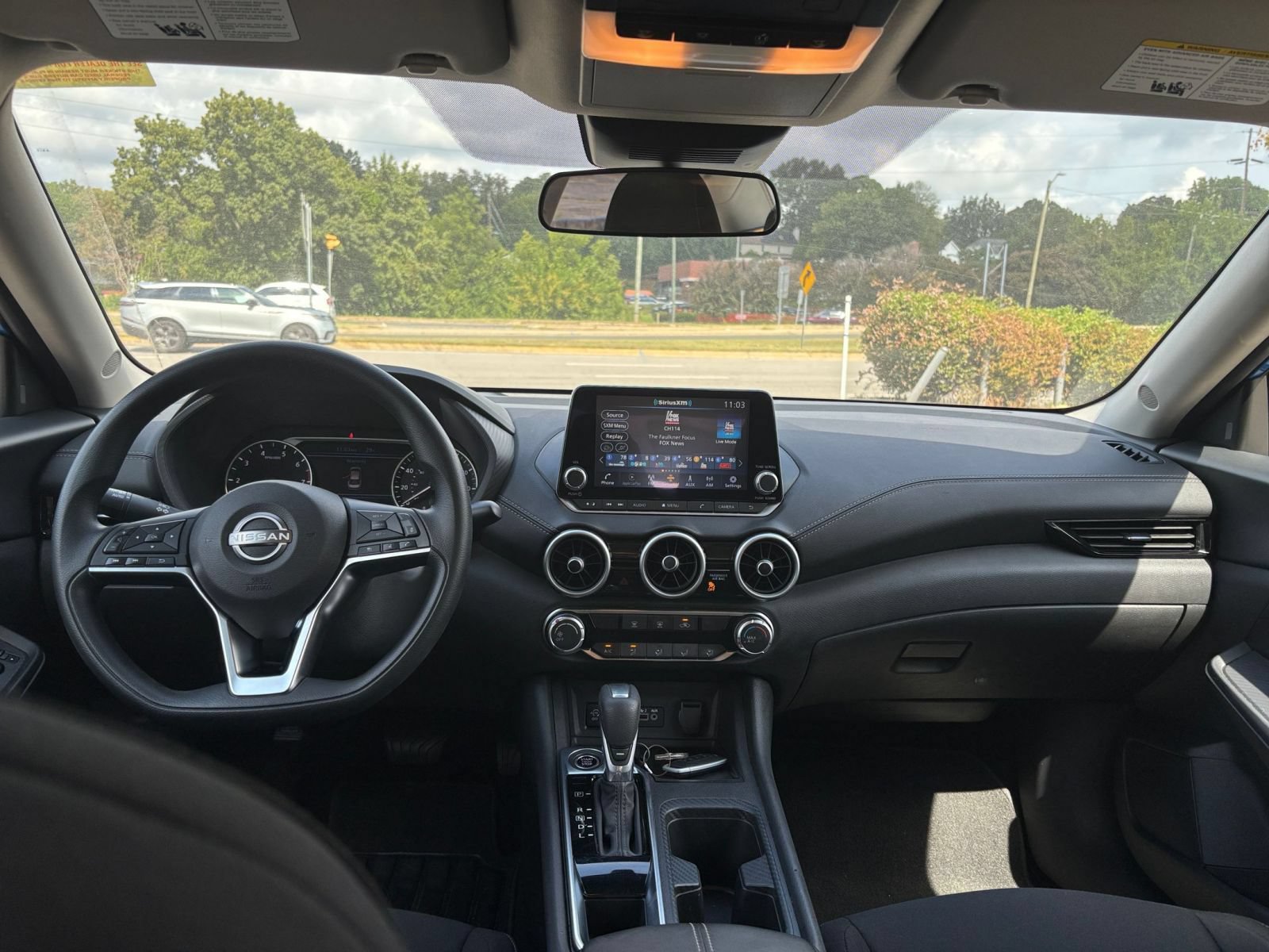 Used 2025 Nissan Sentra SV FWD image 30