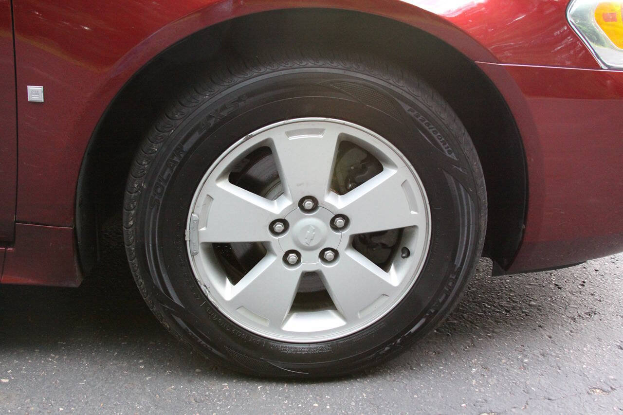 Used 2009 Chevrolet Impala LT FWD image 31