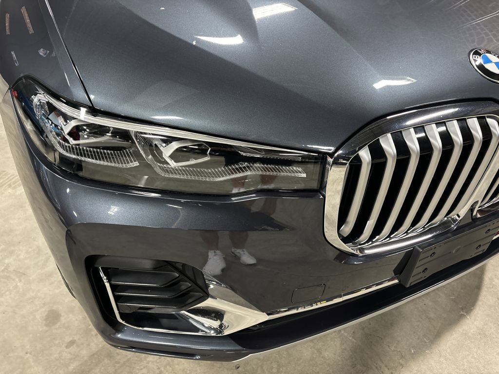 Used 2021 BMW X7 xDrive40i w/ Premium Package image 29