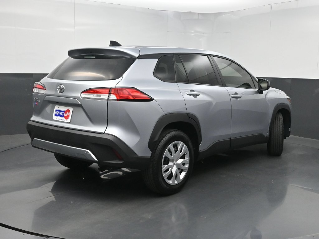 Used 2022 Toyota Corolla Cross L FWD image 22