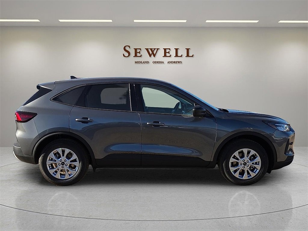 New 2026 Ford Escape Active image 5