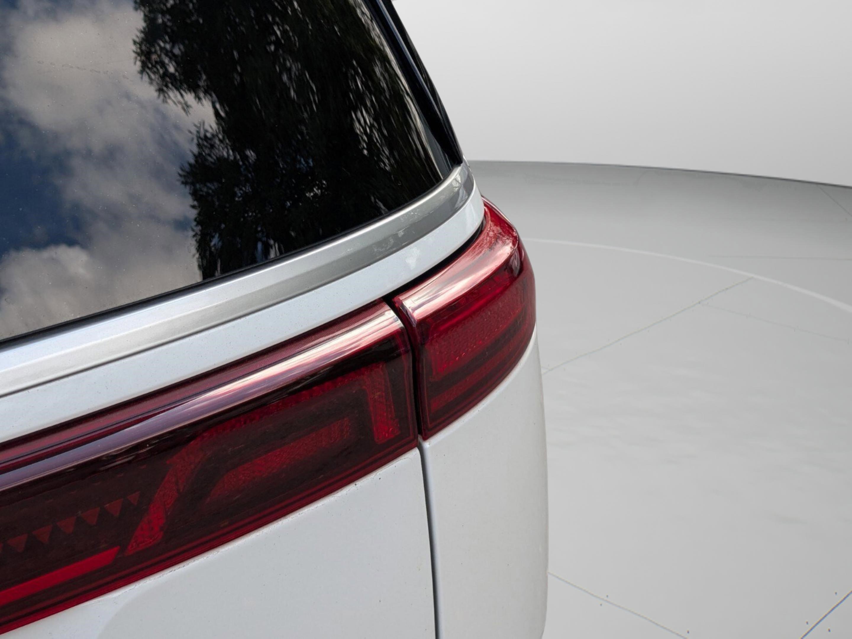 Certified 2024 Kia Carnival LX image 22