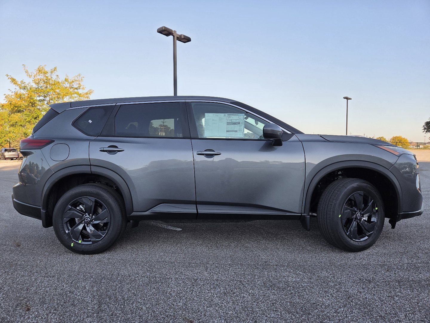 New 2027 Nissan Rogue SV AWD/4WD image 19