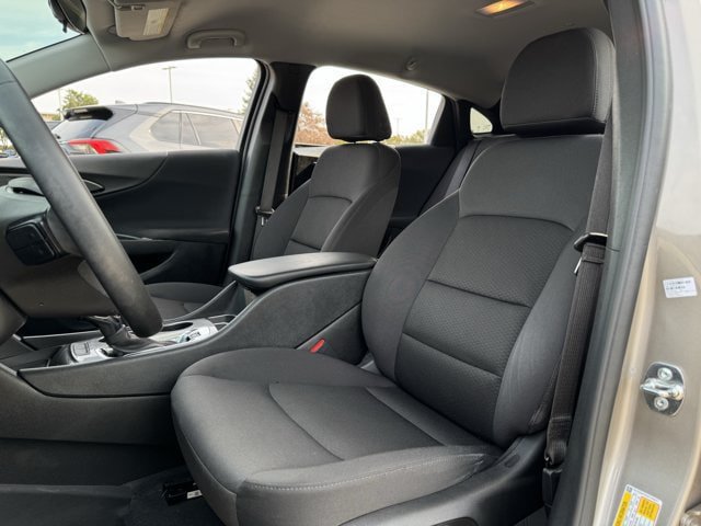 Used 2025 Chevrolet Malibu RS FWD image 25