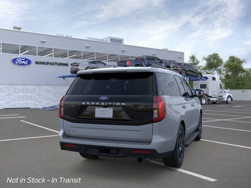 New 2026 Ford Expedition Active RWD image 8